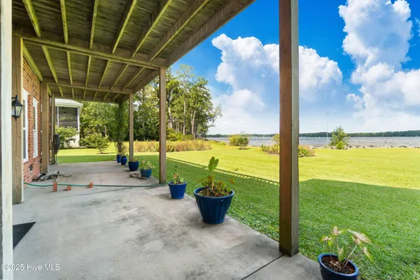 $585,000 | 804 Murphy Farm Road, Merritt, NC 28556