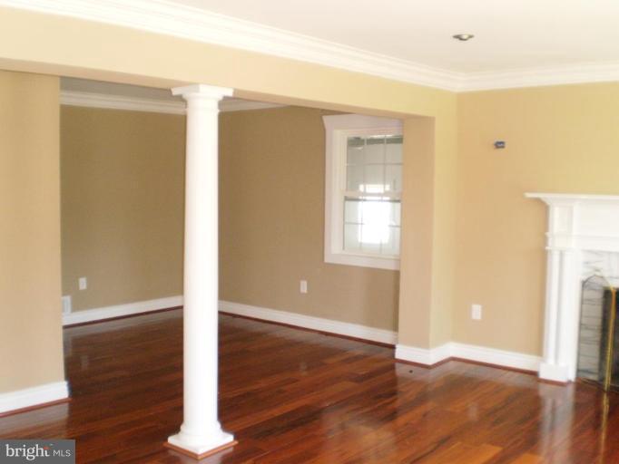 9428 Old Courthouse Road Vienna, VA 22182 - Photo 3 of 20 Family Room #2