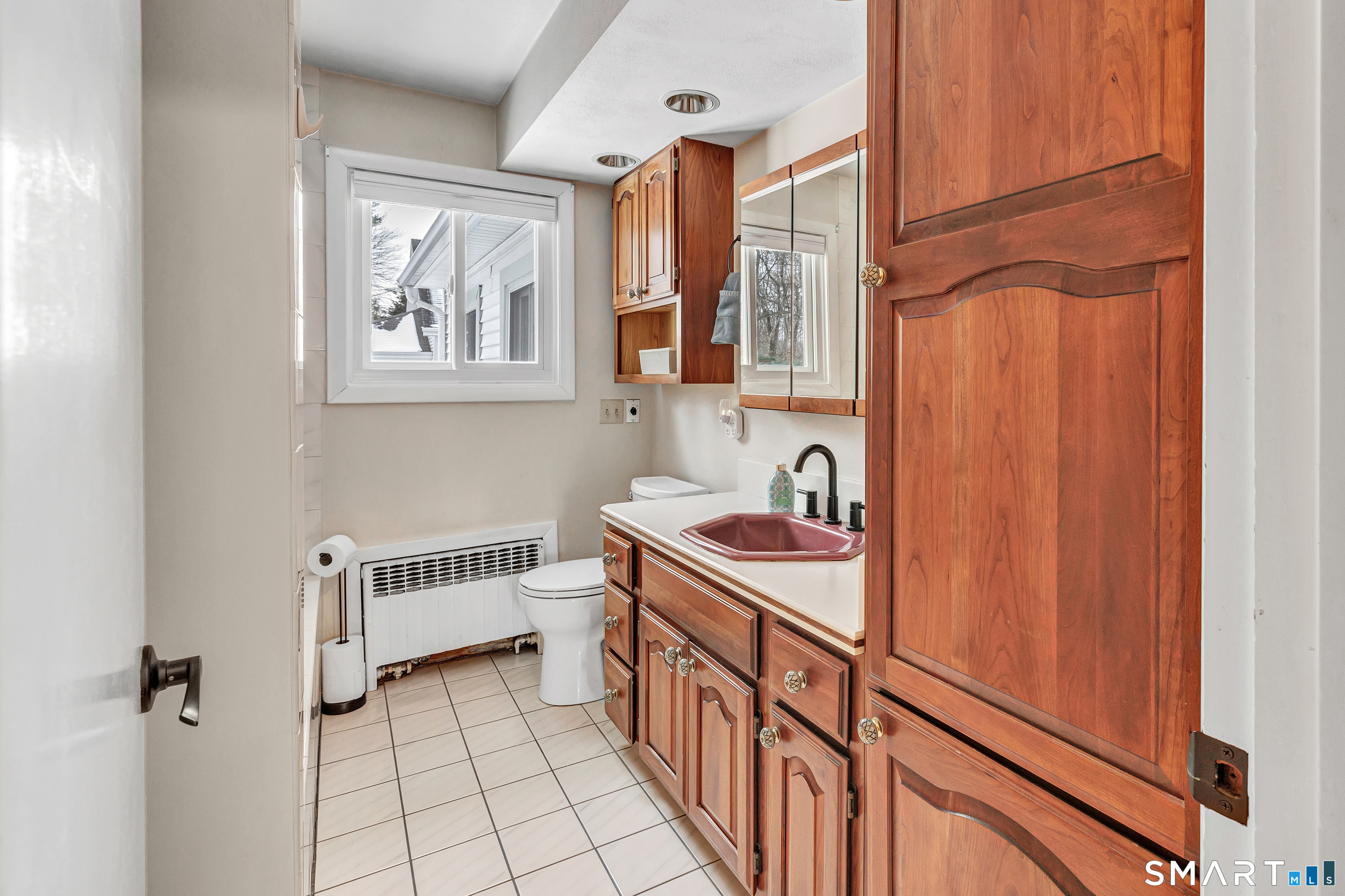 144 Ripton Road Shelton, CT 06484 - Photo 16 of 40