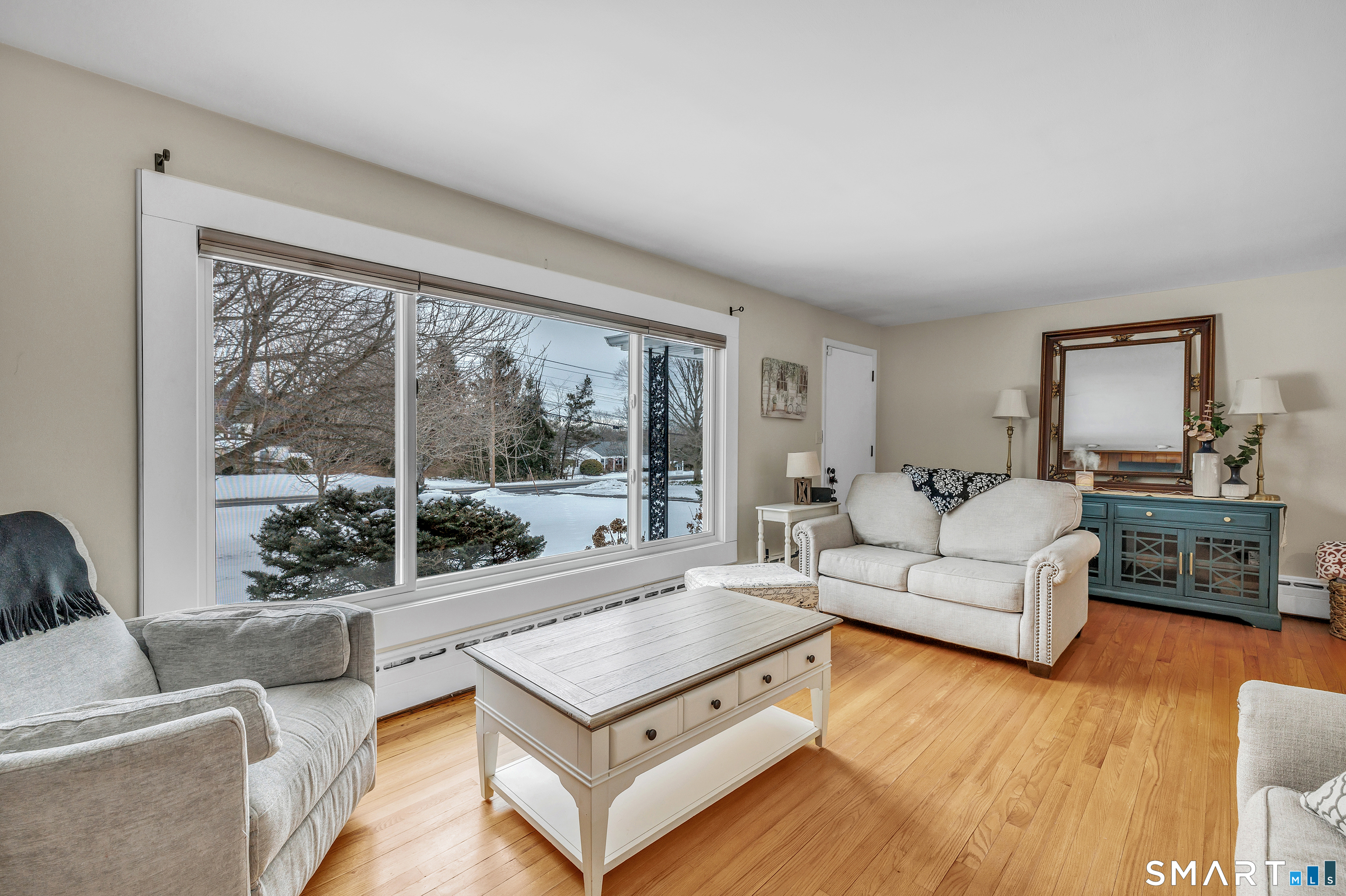 144 Ripton Road Shelton, CT 06484 - Photo 4 of 40