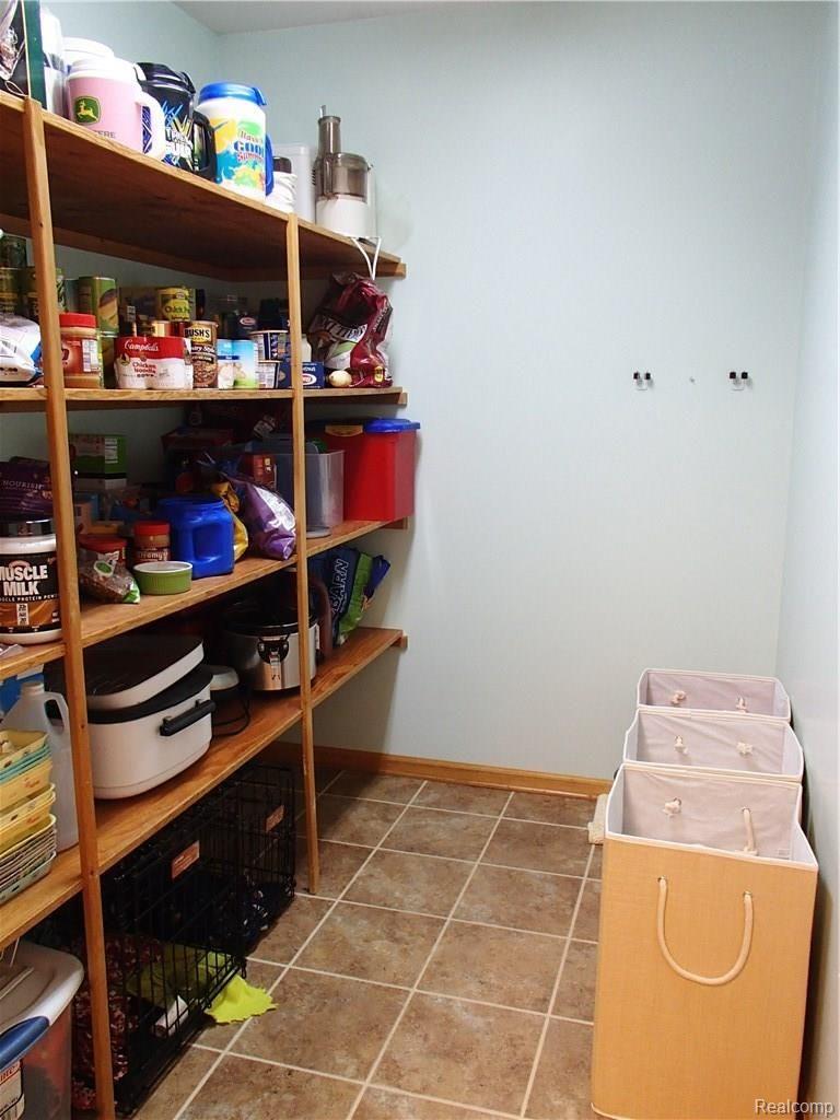 4101 East Clyde Road Howell, MI 48855 - Photo 20 of 44 PANTRY
