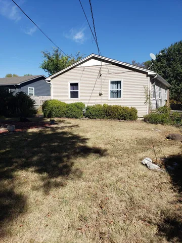 $95,000 | 1712 North B Street, Wellington, KS 67152