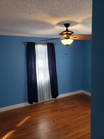 $95,000 | 1712 North B Street, Wellington, KS 67152