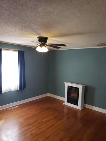 $95,000 | 1712 North B Street, Wellington, KS 67152