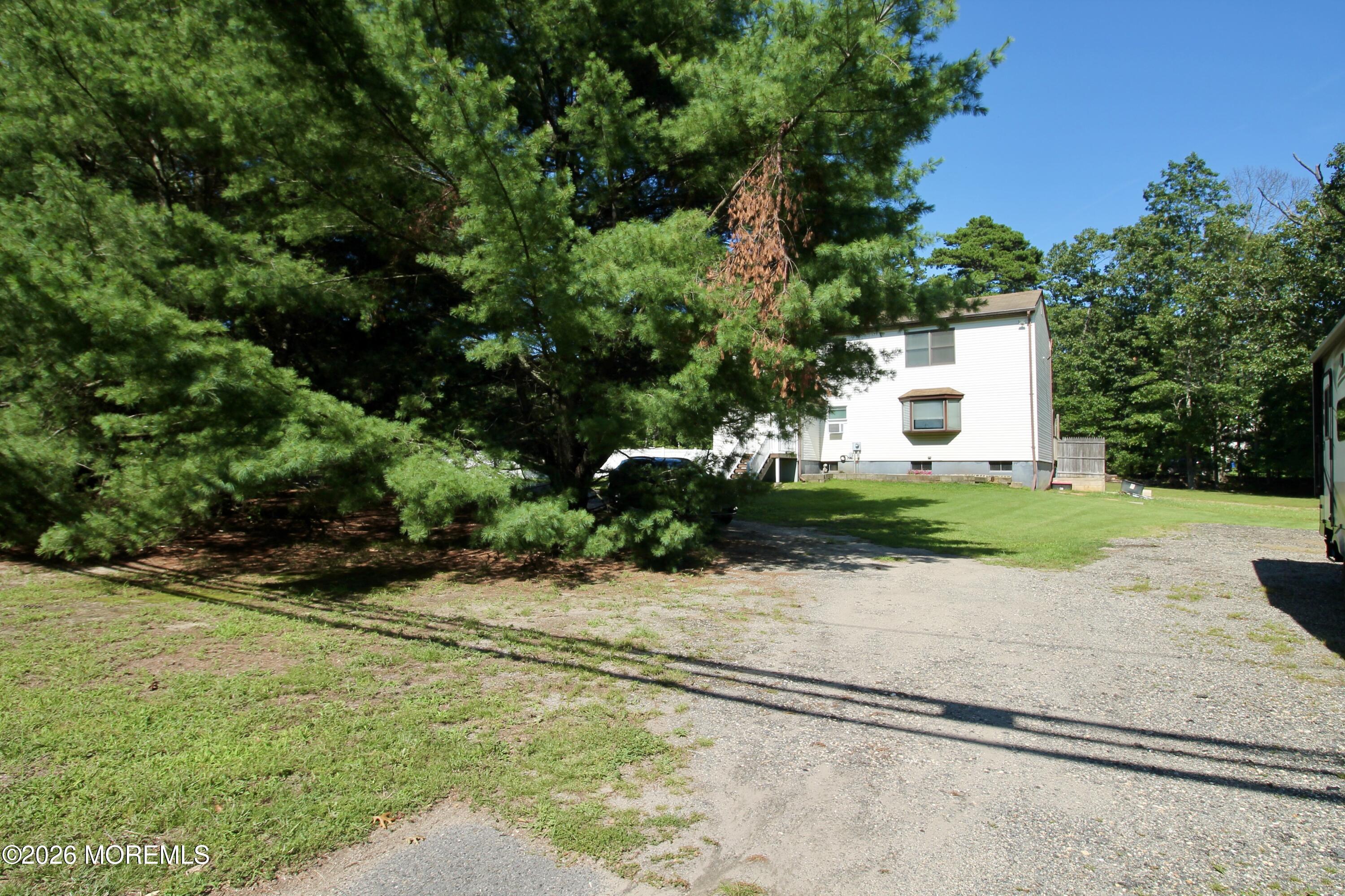 155 Toms River Road Jackson, NJ 08527 - Photo 3 of 42 IMG_8060