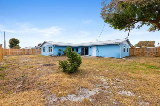 $449,000 | 5783 Southeast Mercedes Avenue, Stuart, FL 34997