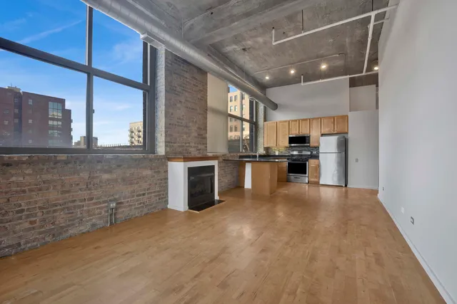 $2,795 | 1528 South Wabash Avenue, Unit 208, Chicago, IL 60605