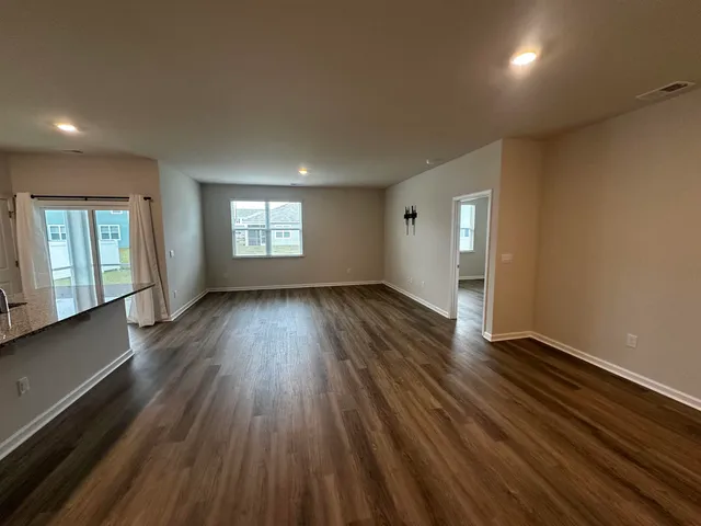 $2,100 | 5175 Yellowstone Drive, Conway, SC 29526