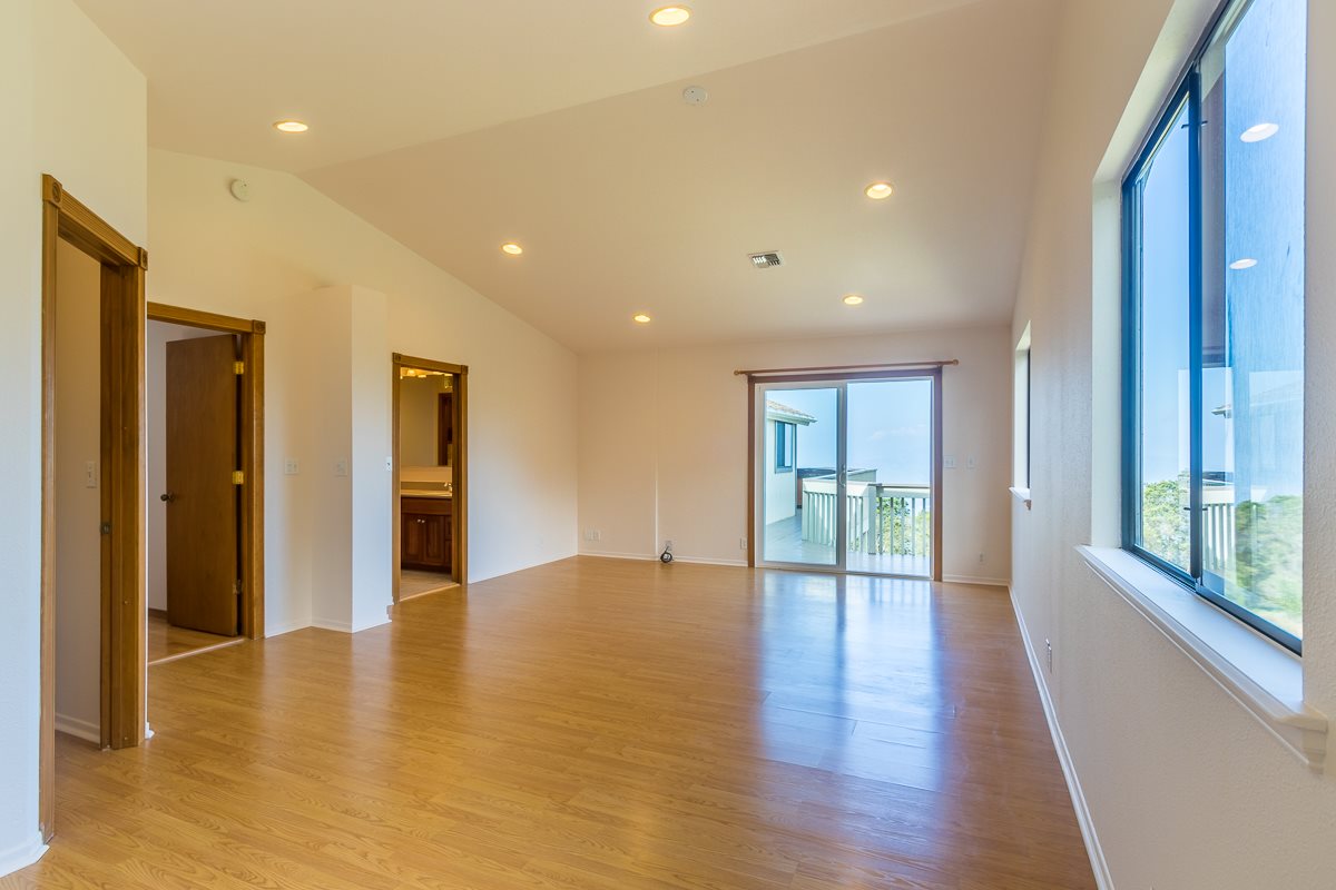 395 Middle Road Kula, HI 96790 - Photo 11 of 30 a view of an entryway of a building