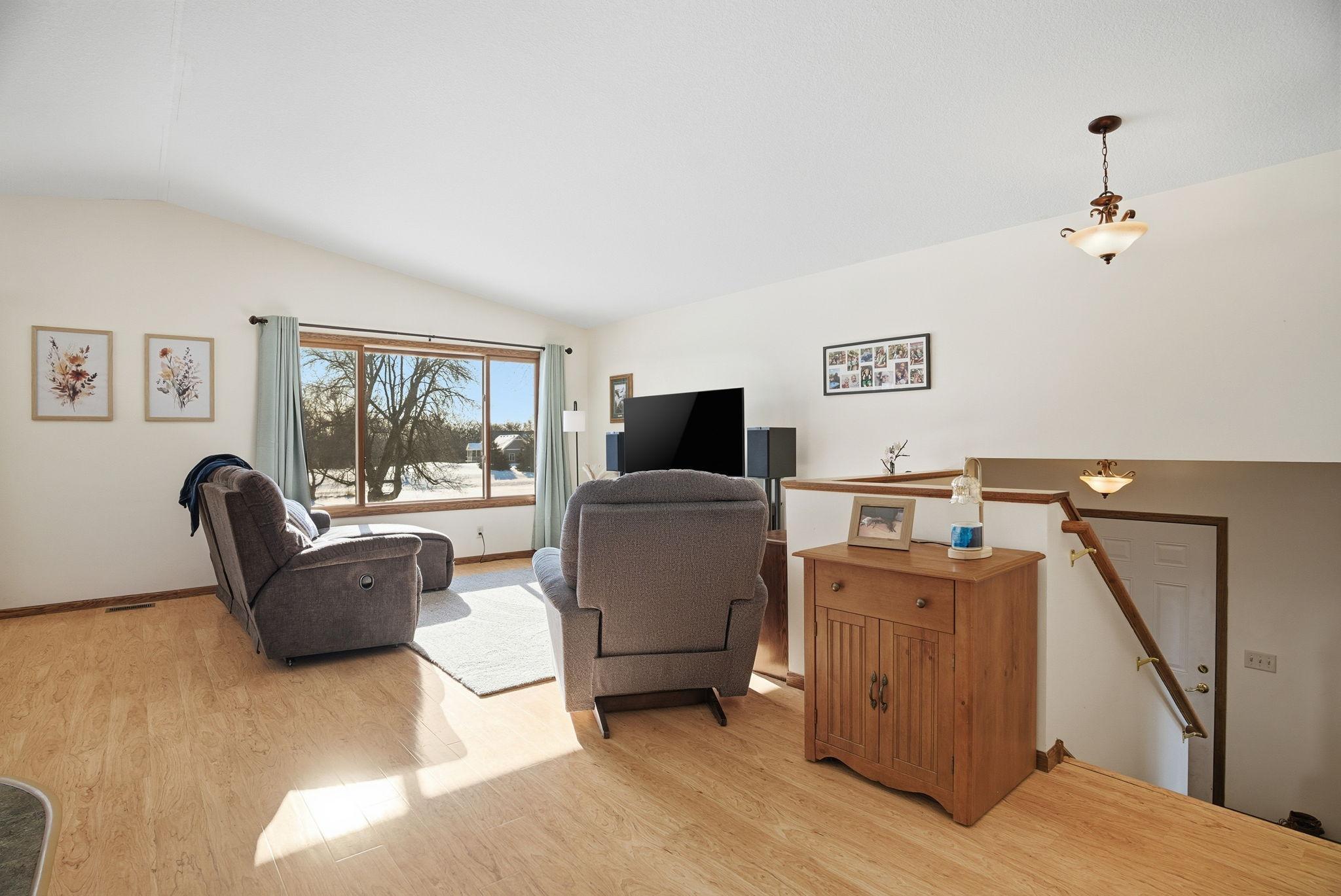 2225 Old Post Road Independence, MN 55359 - Photo 8 of 63