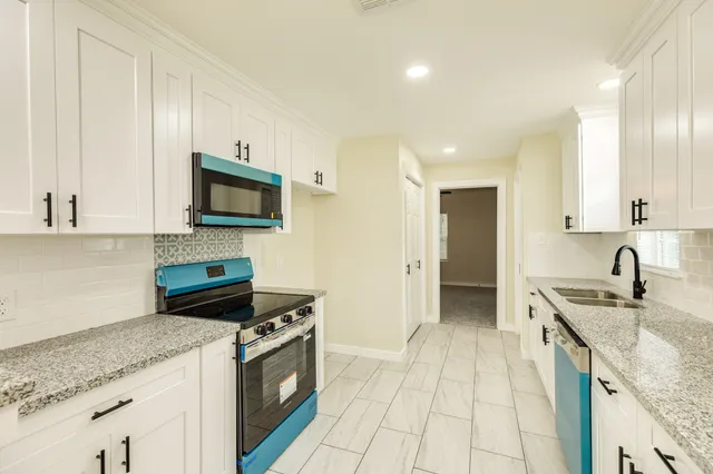 $194,500 | 207 Stockman Street, Sweeny, TX 77480