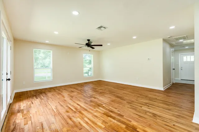 $194,500 | 207 Stockman Street, Sweeny, TX 77480