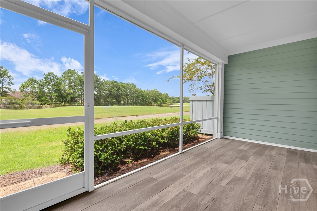 115 Danbury Court Pooler, GA 31322 - Photo 20 of 34 Upstairs Suite with walk in closet
