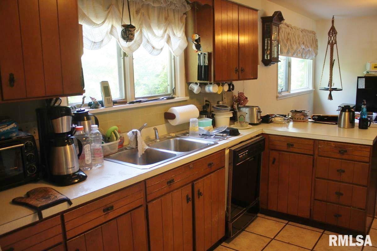 1003 Kingsbury Road Washington, IL 61571 - Photo 9 of 24 Gallery Image 9