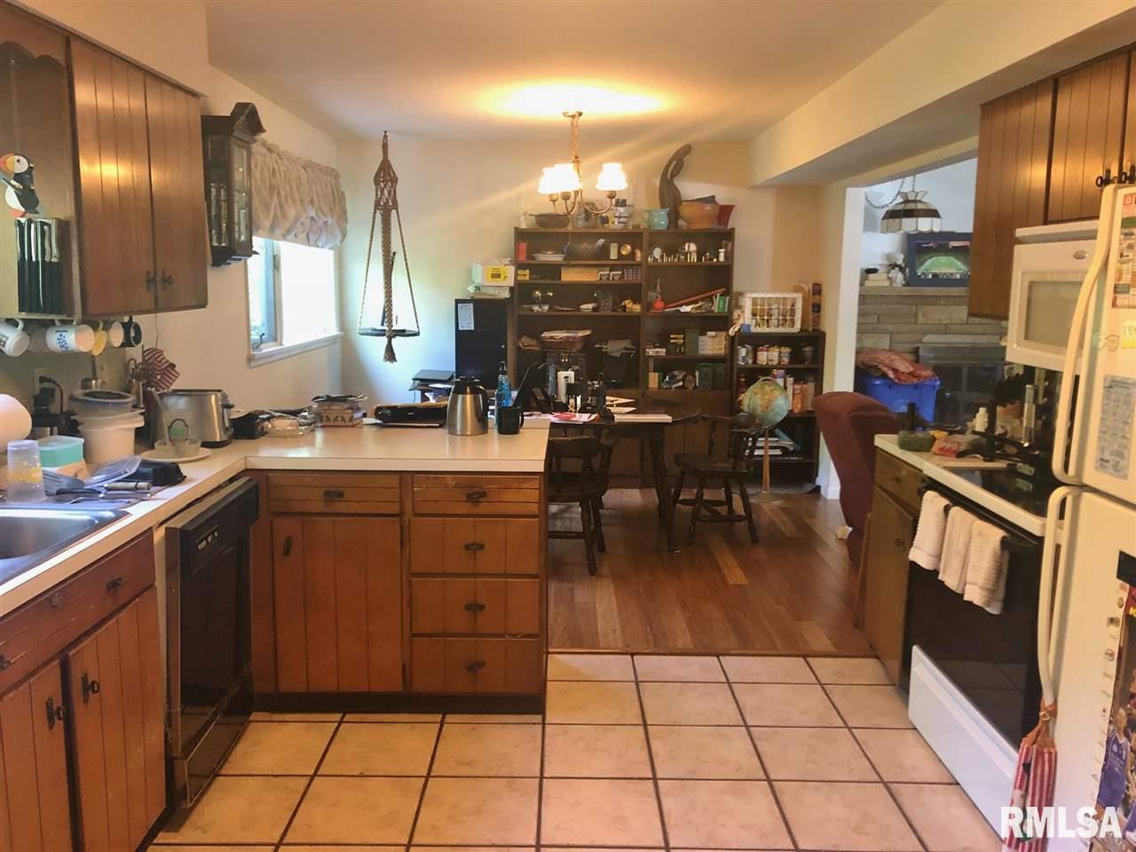 1003 Kingsbury Road Washington, IL 61571 - Photo 10 of 24 Gallery Image 10