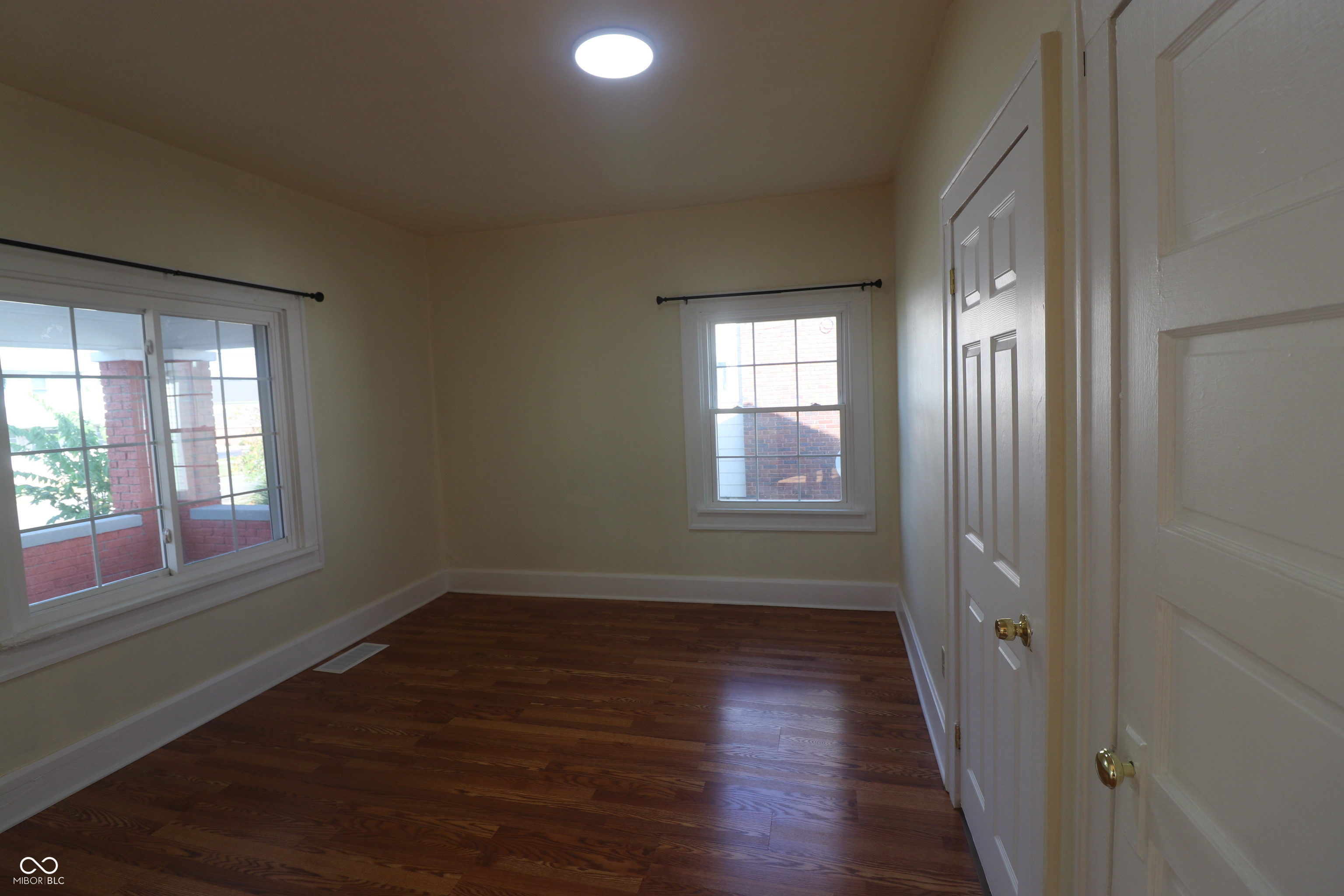 1625 East Thompson Road Indianapolis, IN 46227 - Photo 13 of 30 Gallery Image 13