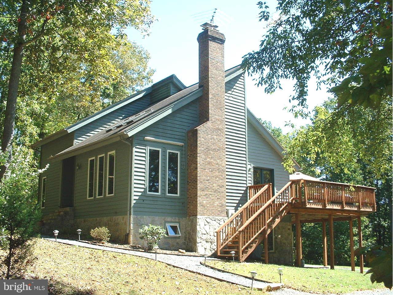 38562 Lime Kiln Road Leesburg, VA 20175 - Photo 1 of 17 Exterior (General)