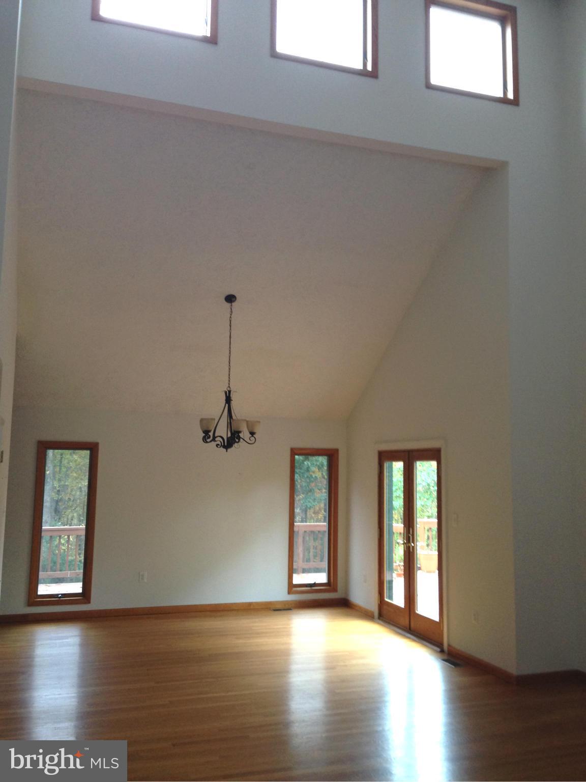 38562 Lime Kiln Road Leesburg, VA 20175 - Photo 12 of 17 Interior (General)