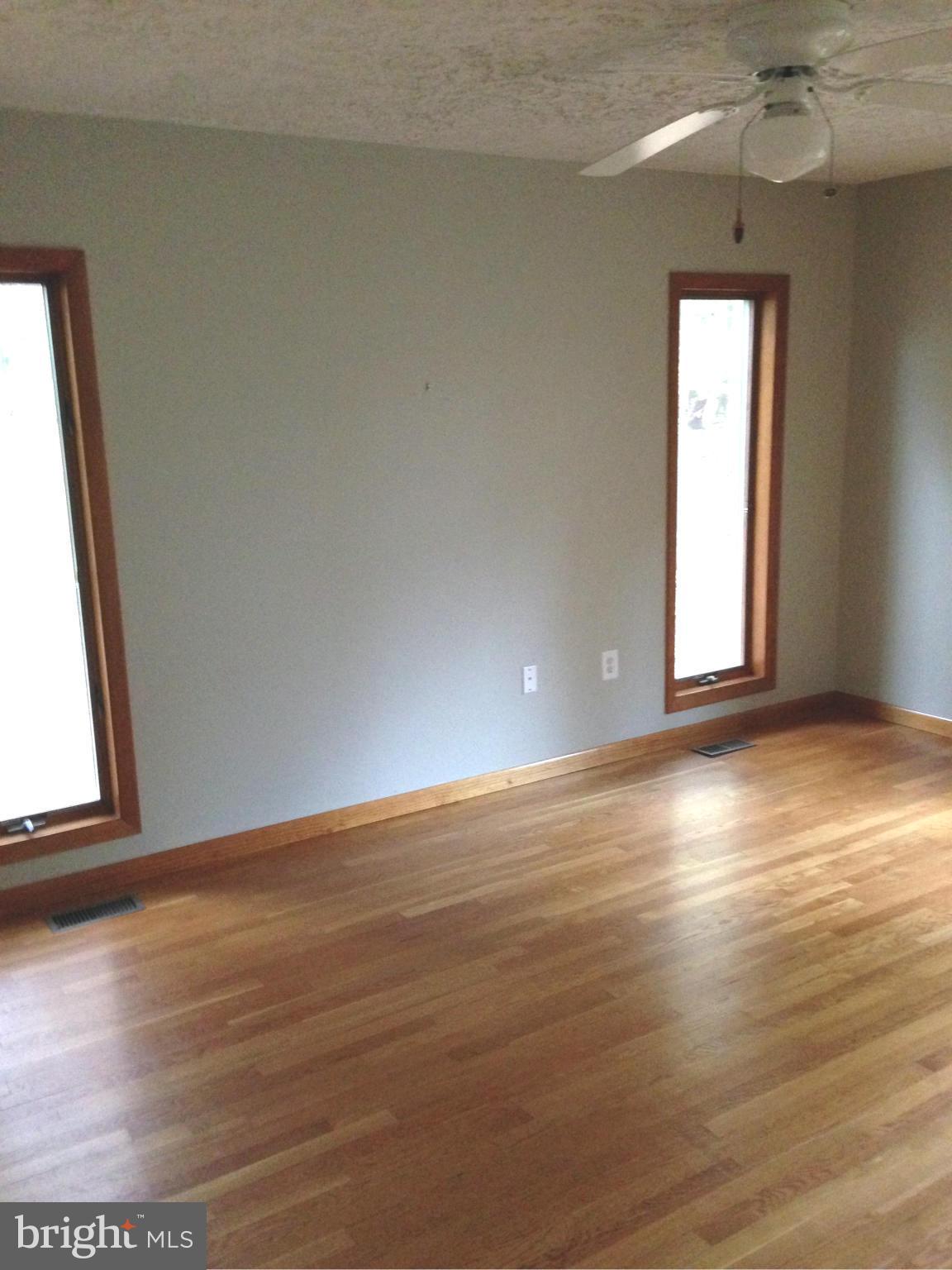 38562 Lime Kiln Road Leesburg, VA 20175 - Photo 15 of 17 Bedroom (Master)