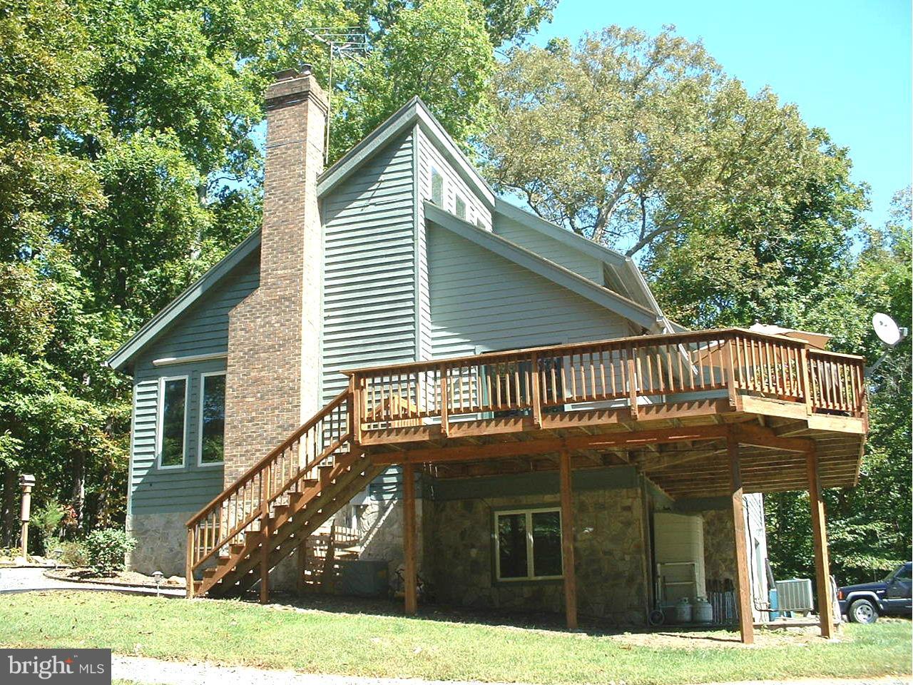 38562 Lime Kiln Road Leesburg, VA 20175 - Photo 3 of 17 Exterior (General)