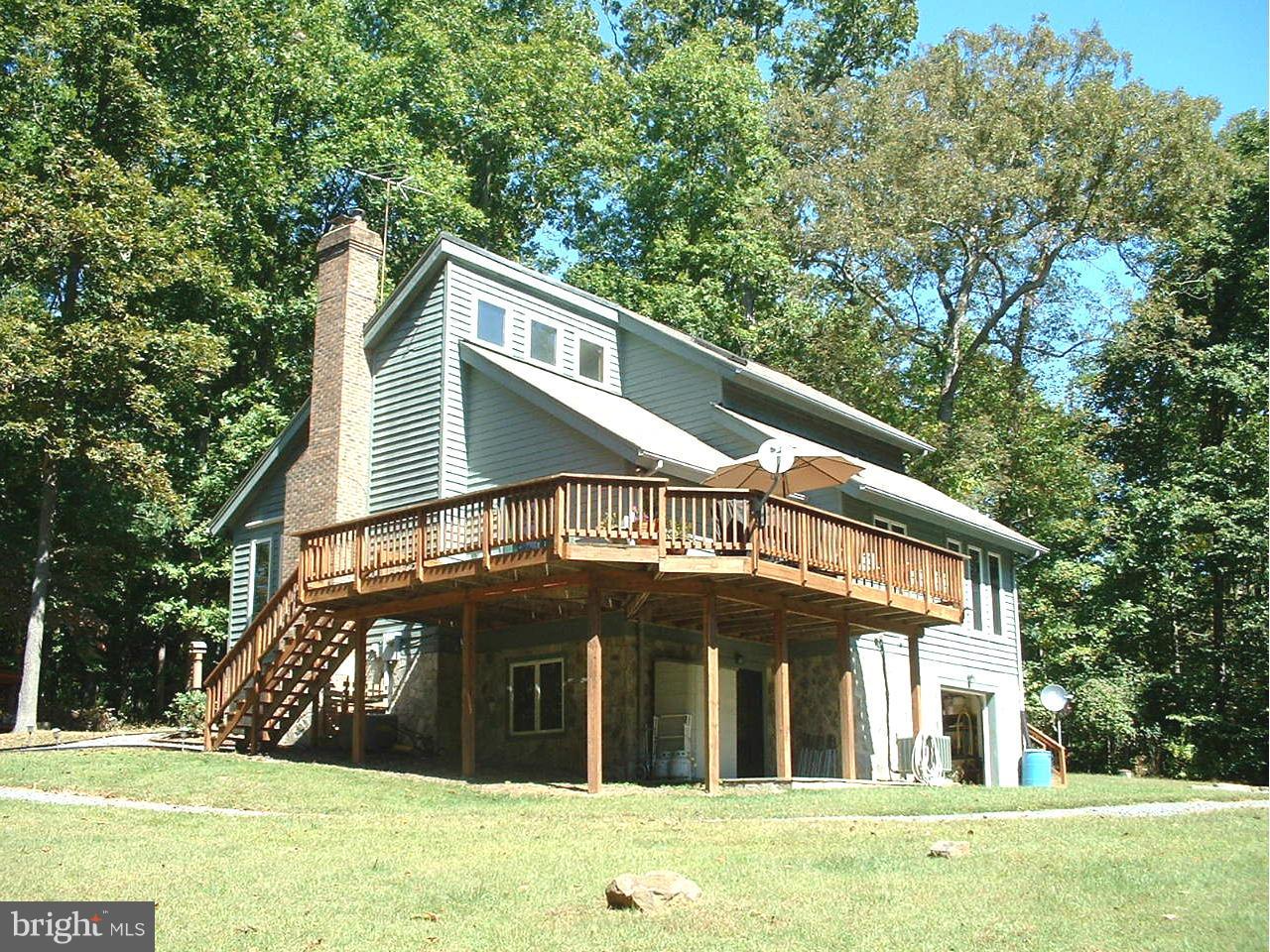 38562 Lime Kiln Road Leesburg, VA 20175 - Photo 4 of 17 Exterior (General)