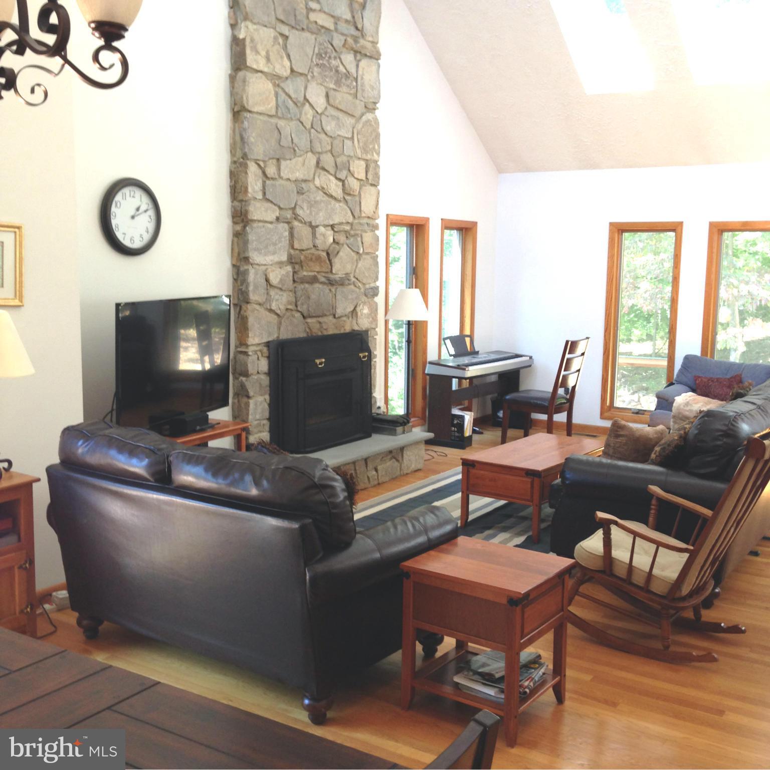 38562 Lime Kiln Road Leesburg, VA 20175 - Photo 9 of 17 Interior (General)