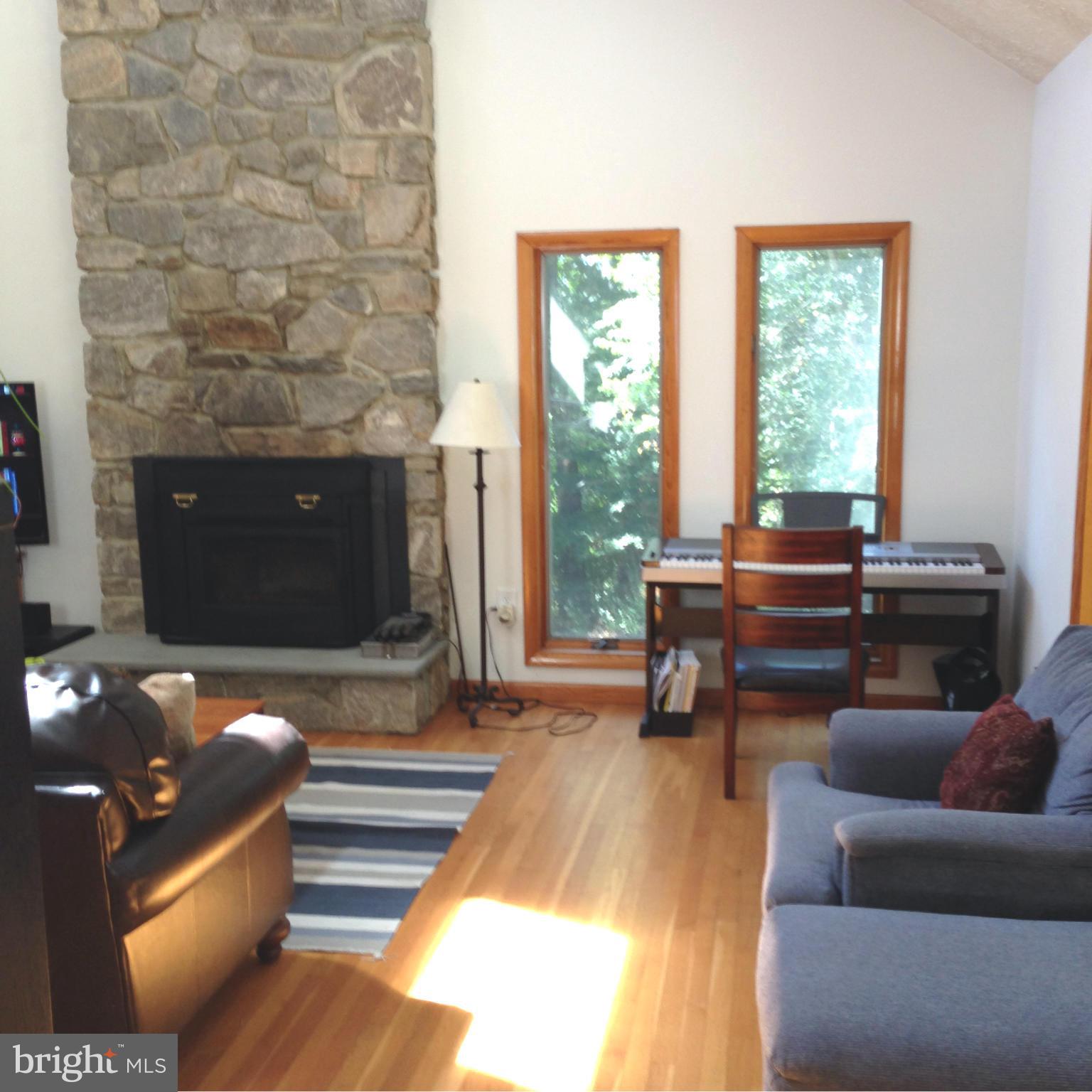 38562 Lime Kiln Road Leesburg, VA 20175 - Photo 10 of 17 Interior (General)
