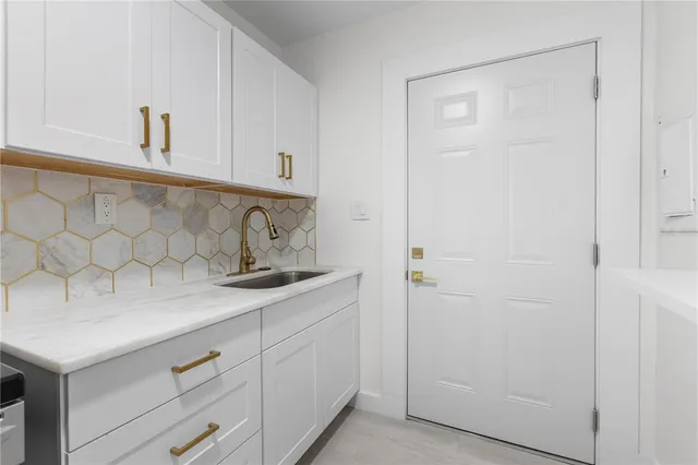 $2,195 | 14060 Miramar Avenue, Unit 1 2 3 4, Madeira Beach, FL 33708