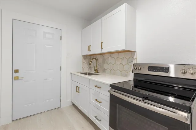 $2,195 | 14060 Miramar Avenue, Unit 1 2 3 4, Madeira Beach, FL 33708