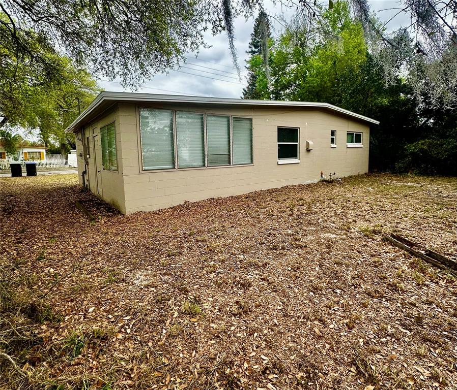 1624 Queensway Road Orlando, FL 32808 - Photo 12 of 12