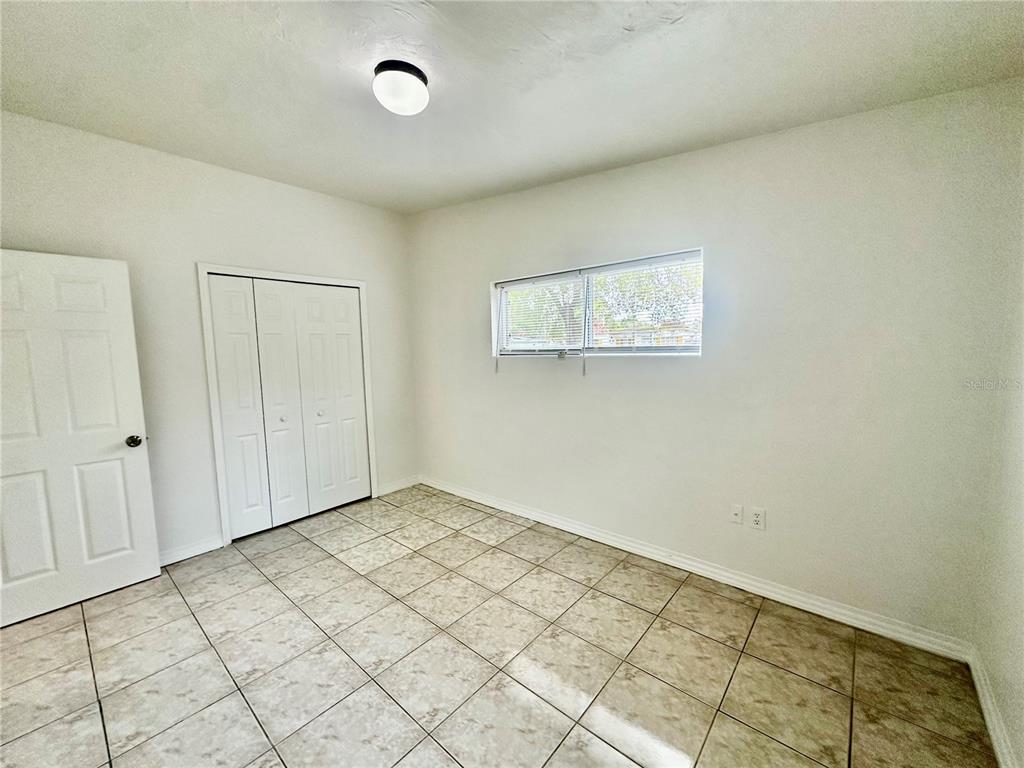 1624 Queensway Road Orlando, FL 32808 - Photo 10 of 12