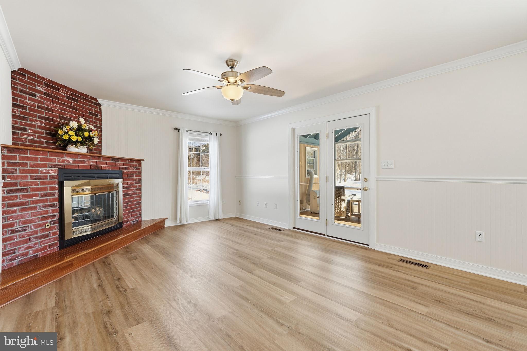 35298 Scotland Heights Road Round Hill, VA 20141 - Photo 12 of 48