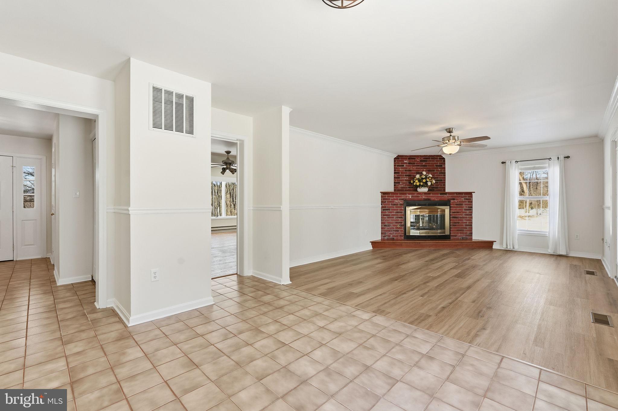 35298 Scotland Heights Road Round Hill, VA 20141 - Photo 13 of 48