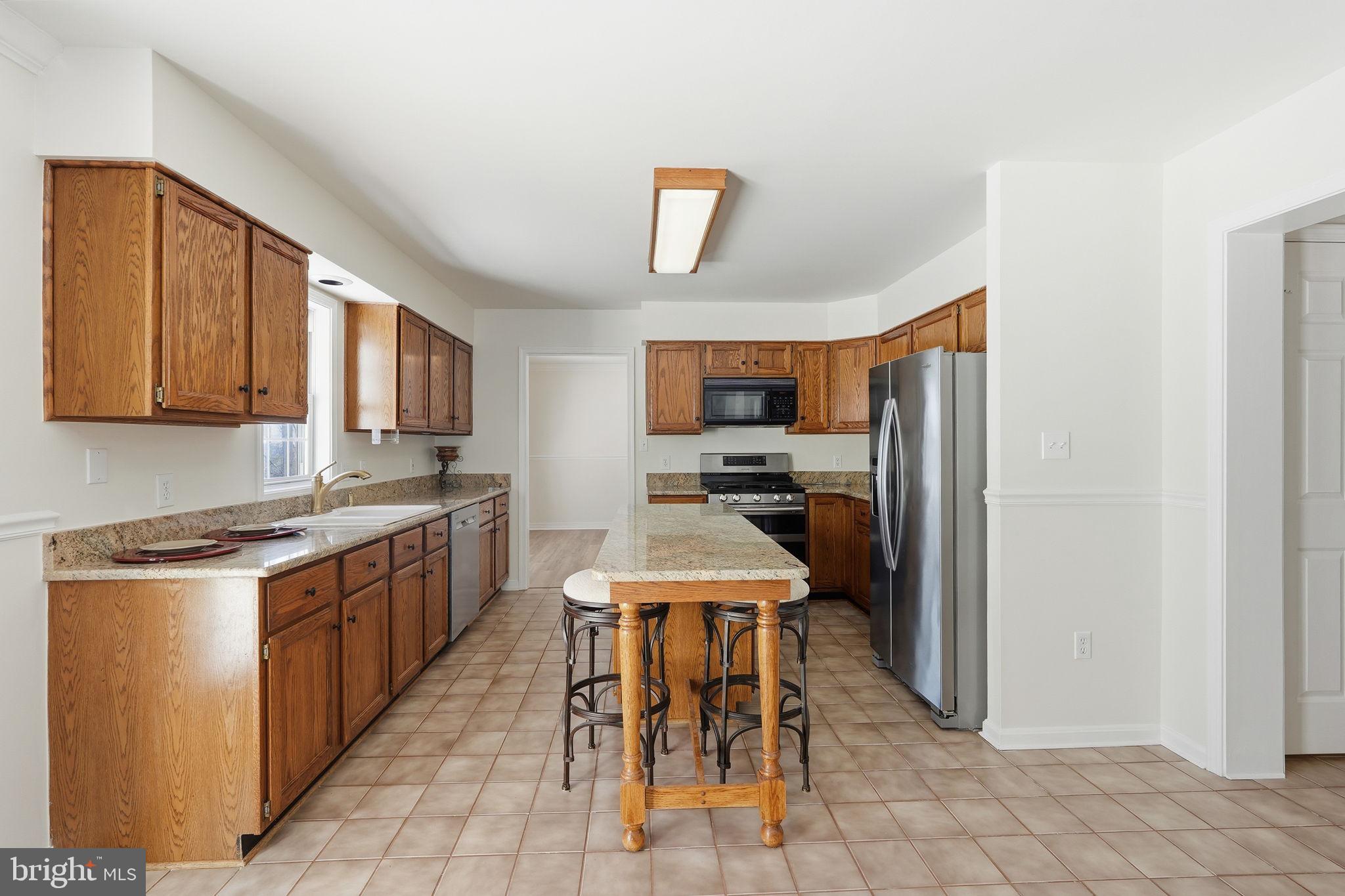 35298 Scotland Heights Road Round Hill, VA 20141 - Photo 15 of 48