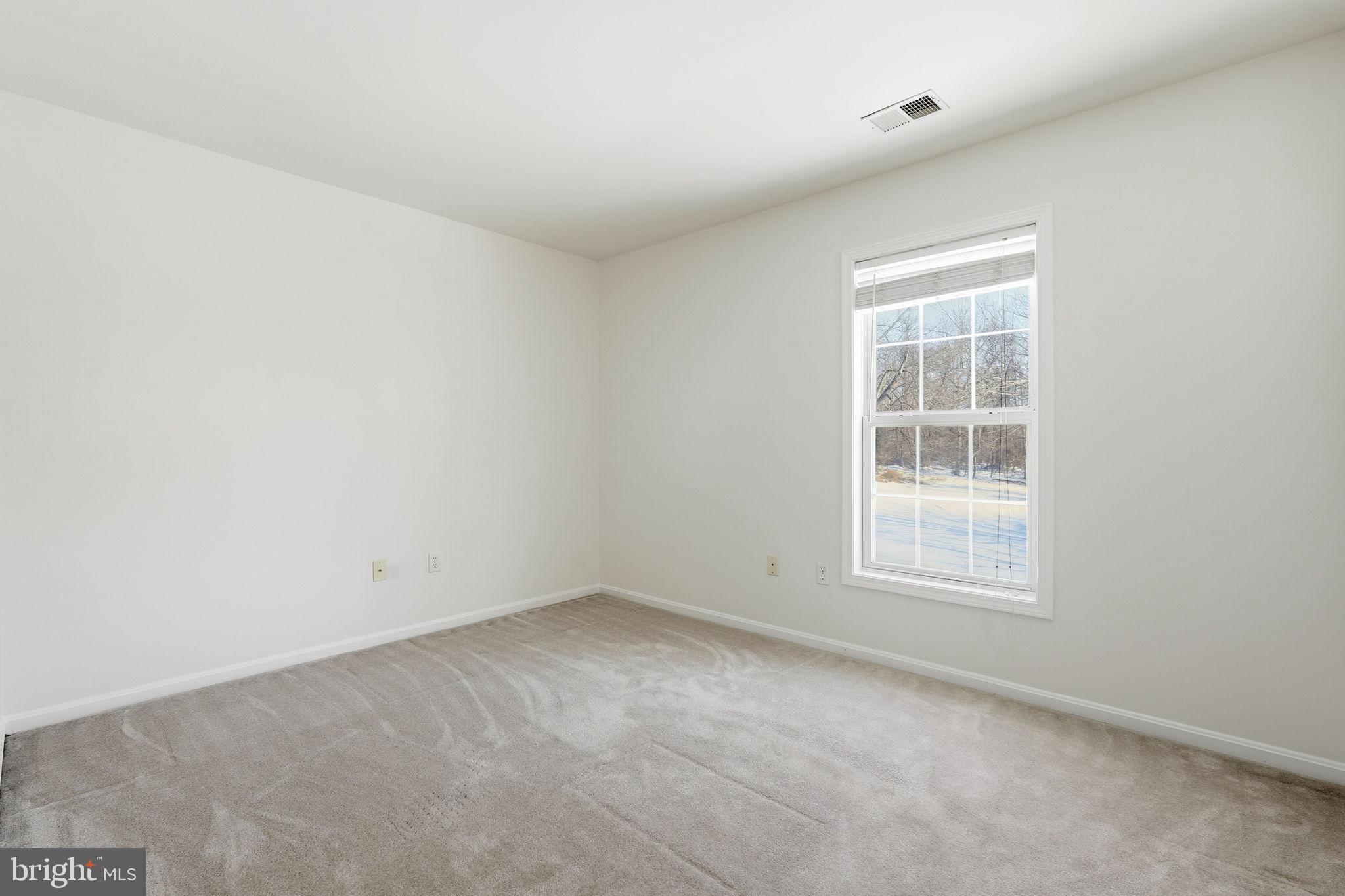 35298 Scotland Heights Road Round Hill, VA 20141 - Photo 23 of 48