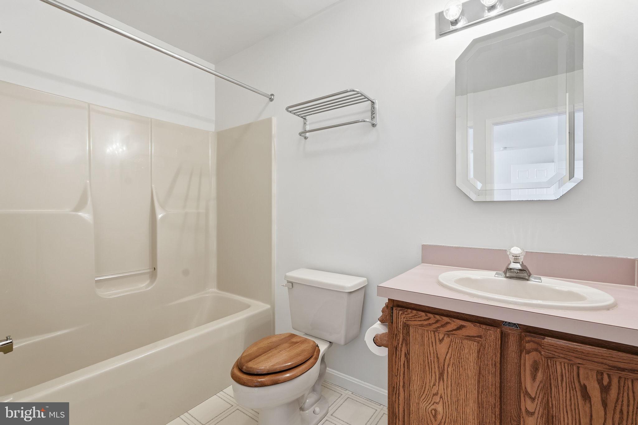 35298 Scotland Heights Road Round Hill, VA 20141 - Photo 27 of 48