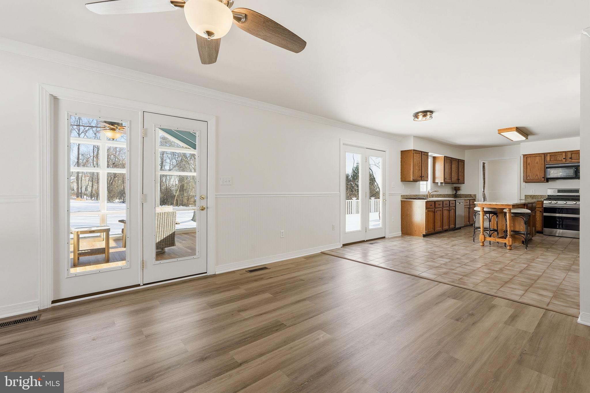 35298 Scotland Heights Road Round Hill, VA 20141 - Photo 8 of 48