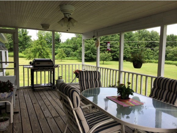 318 Middle Pownal Road Pownal, VT 05261 - Photo 20 of 33
