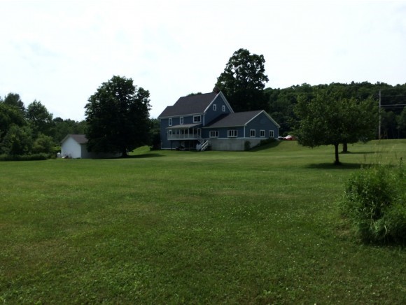318 Middle Pownal Road Pownal, VT 05261 - Photo 25 of 33