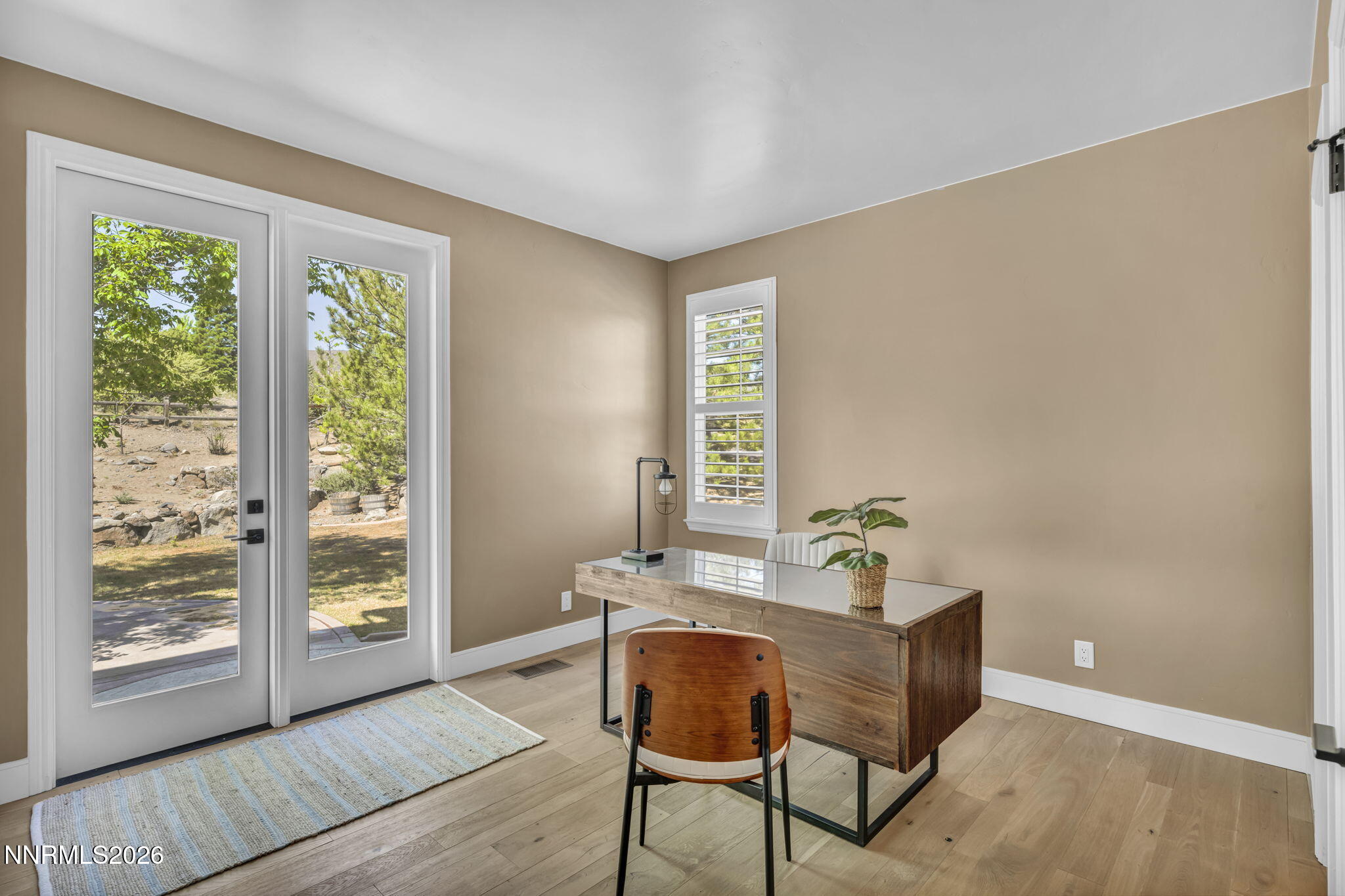 2965 Roundrock Court Reno, NV 89511 - Photo 13 of 40 a workspace with furniture and window