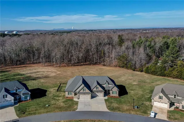 $525,000 | 7010 Westfield Vlg Circle, Summerfield, NC 27358