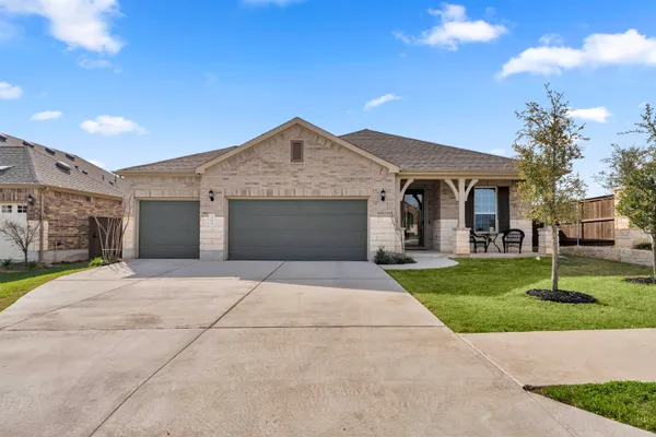 $425,000 | 101 Jasmine Lane, Marble Falls, TX 78654