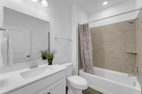 $425,000 | 101 Jasmine Lane, Marble Falls, TX 78654