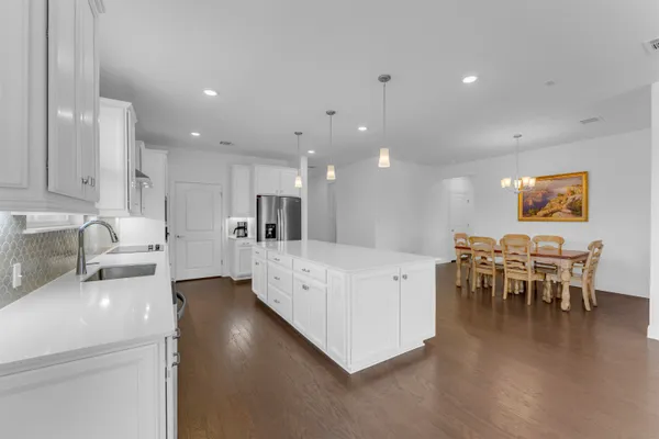 $425,000 | 101 Jasmine Lane, Marble Falls, TX 78654