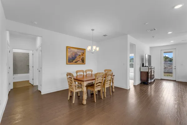 $425,000 | 101 Jasmine Lane, Marble Falls, TX 78654