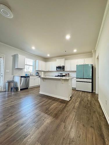 4685 Trefoil Path Cumming, GA 30040 - Photo 3 of 19