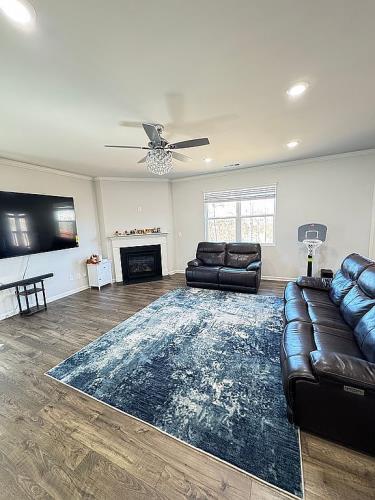 4685 Trefoil Path Cumming, GA 30040 - Photo 8 of 19