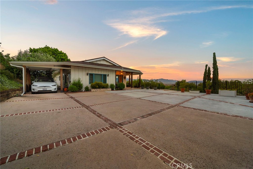 17879 Ridgeway Road Granada Hills, CA 91344 - Photo 70 of 75 Gallery Image 70
