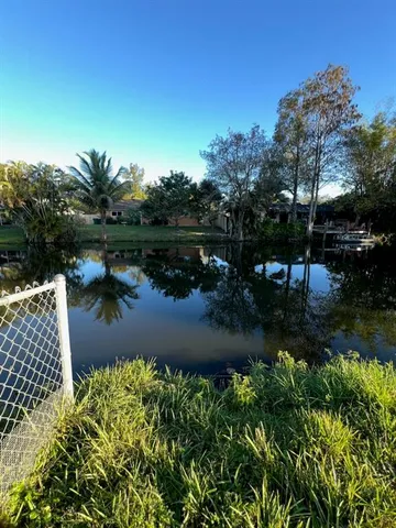 $3,000 | 9199 Southwest 49th Place, Cooper City, FL 33328