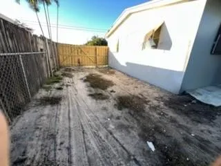 $3,000 | 9199 Southwest 49th Place, Cooper City, FL 33328